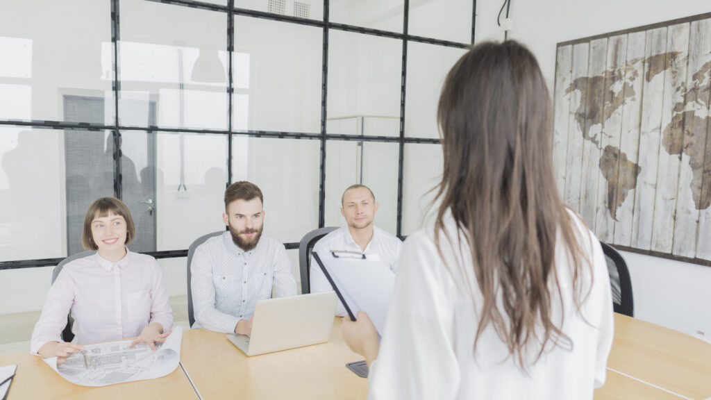 Bytt fra et hierarkisk organisasjonskart til et system med nomadisk ansvar