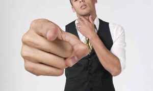 Er overbevisning en hindring for lederen?